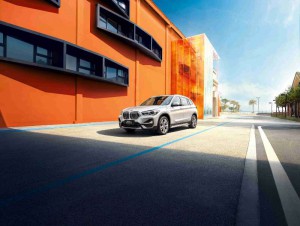 新能源产品加速升级 BMW两款插电式混合动力车型焕新上市